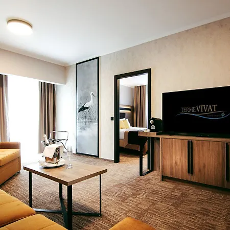 Otel Vivat