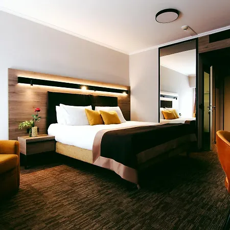 Vivat Otel 5*